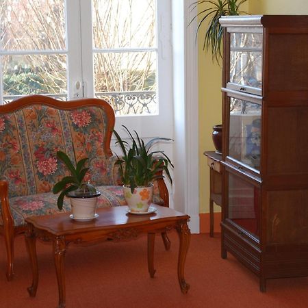 L'Hotel L'Astree Feurs Екстериор снимка
