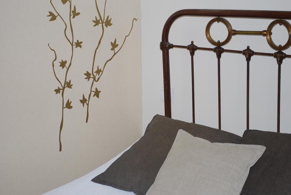 L'Hotel L'Astree Feurs Екстериор снимка