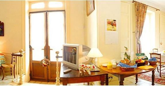 L'Hotel L'Astree Feurs Екстериор снимка